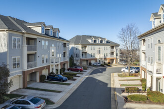 Westbrook Court in Fairfax, VA - Building Photo - Building Photo