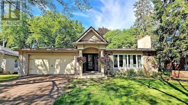 property at 9 Denver Crescent