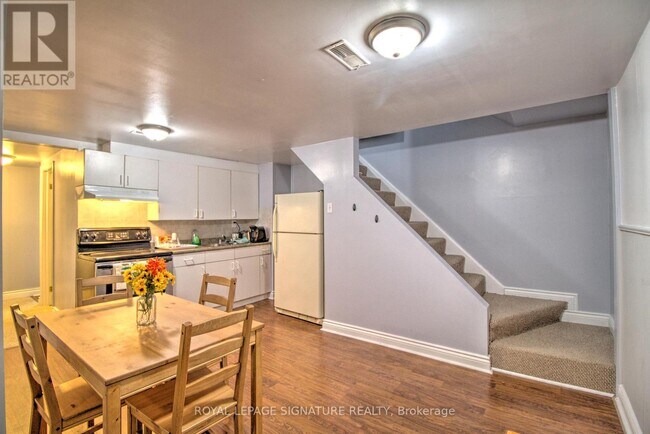 property at 2015 Fontwell Crescent