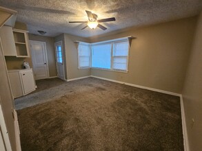 1314 7th Ave in Holdrege, NE - Building Photo - Building Photo