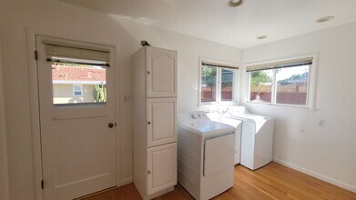 216 Cypress Ave in Santa Clara, CA - Building Photo - Building Photo
