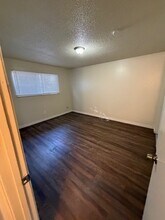 3044 N Fruit Ave, Unit Fruit #P in Fresno, CA - Foto de edificio - Building Photo