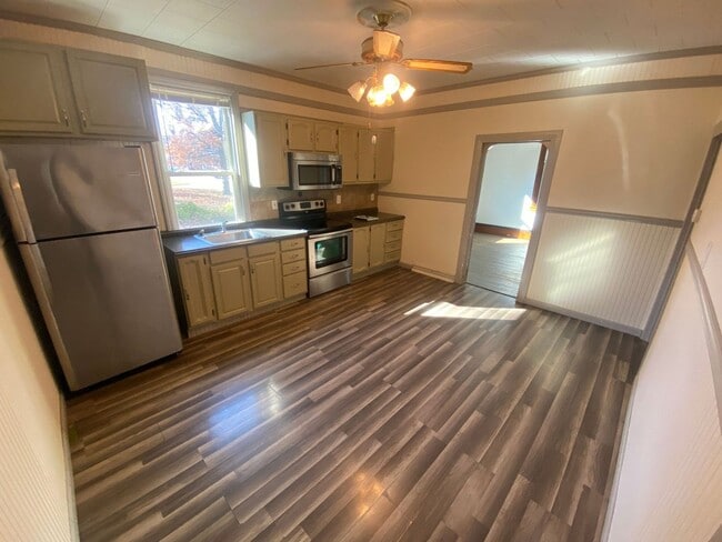 34 School St in York, PA - Building Photo - Building Photo