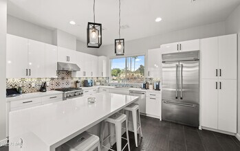 1717 E Morten Ave in Phoenix, AZ - Building Photo - Building Photo