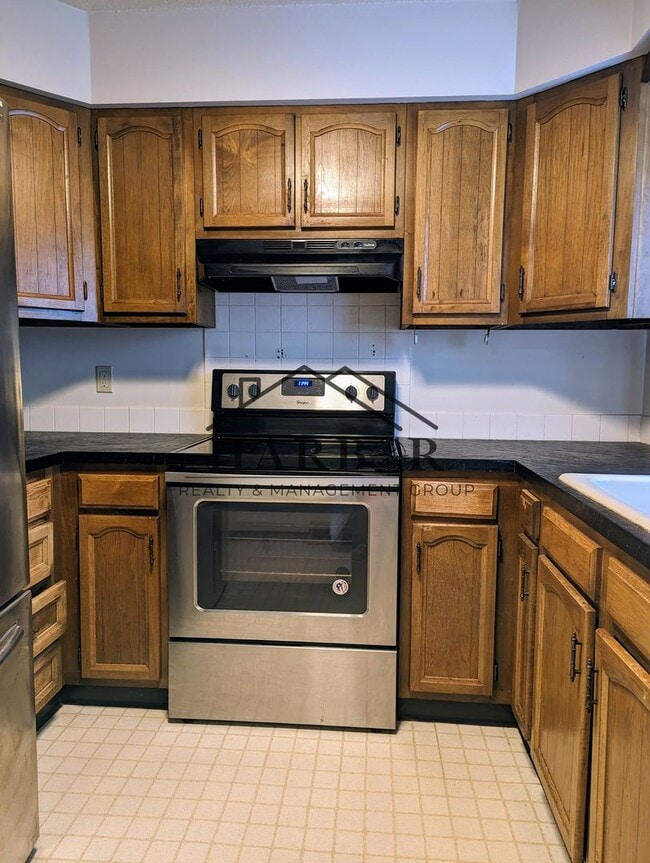property at 823 Doran Dr