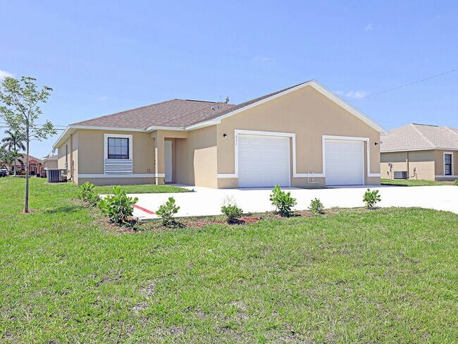 property at 826 Gleason Pkwy