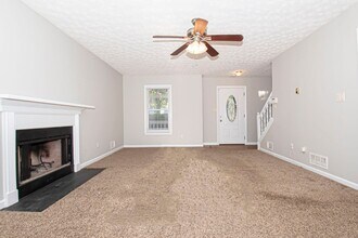 1111 Plantation Dr SE in Conyers, GA - Building Photo - Building Photo