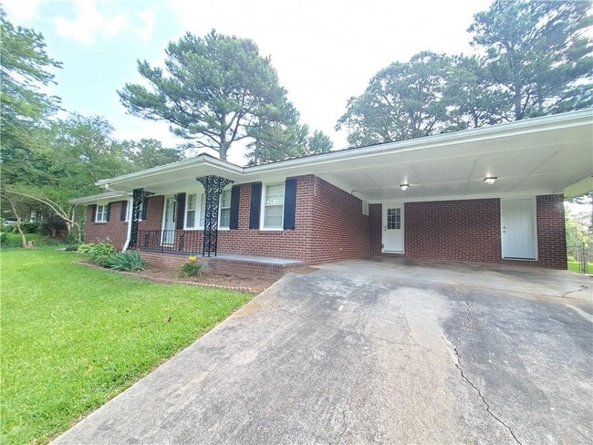 3263 Doyle Ln SW in Marietta, GA - Building Photo - Building Photo