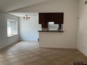 5101 Foxglove Cir in Tyler, TX - Building Photo - Building Photo