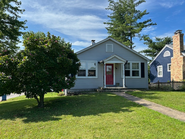 property at 9106 Old Bonhomme Rd