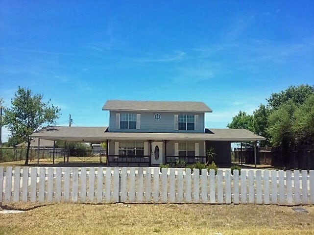 property at 622 Lisa Dr