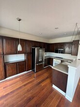 5536 Renaissance Ave in San Diego, CA - Building Photo - Building Photo
