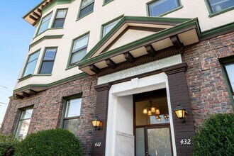 BK Bernkastle Apartments in Seattle, WA - Building Photo - Building Photo