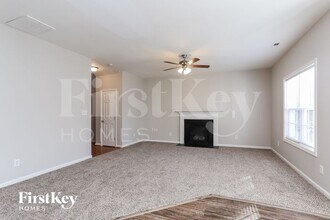 2824 Smooth Stone Trail in Raleigh, NC - Building Photo - Building Photo