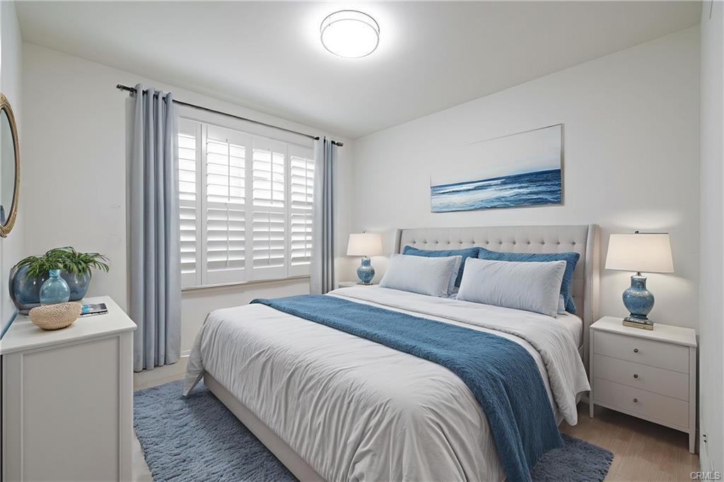 17 Colonial Dr in Newport Beach, CA - Building Photo