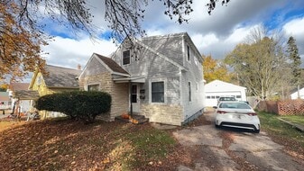 904 Park Ave in Wausau, WI - Building Photo