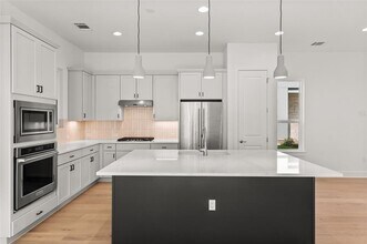 1619 Woodwind Ln in Austin, TX - Building Photo - Building Photo