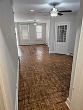 721 W Oak St in Norristown, PA - Building Photo - Building Photo