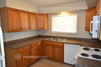 7132 W Beryl Ave in Peoria, AZ - Building Photo - Building Photo