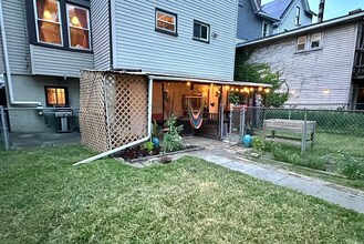 442 Biddle Ave in Pittsburgh, PA - Foto de edificio - Building Photo