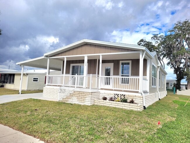 property at 6429 Forest Lake Dr