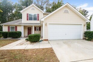 1912 Pheasant Glen Rd in Charlotte, NC - Building Photo