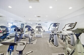 15 North Beacon St, Unit 402 in Boston, MA - Building Photo - Building Photo