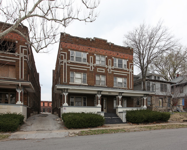 3124-3126 Forest Ave in Kansas City, MO - Building Photo - Building Photo