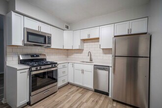 1236 Indianola Ave in Columbus, OH - Building Photo - Building Photo