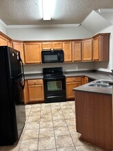 2108 Main St in Lubbock, TX - Foto de edificio - Building Photo
