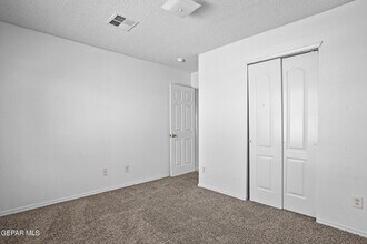 12248 Via Granada Dr in El Paso, TX - Building Photo - Building Photo