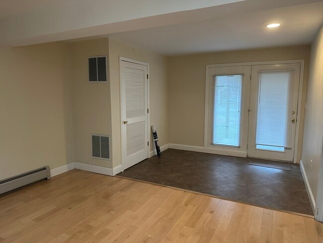 M6 Stonehedge Dr, Unit M6 in Burlington, VT - Building Photo - Building Photo