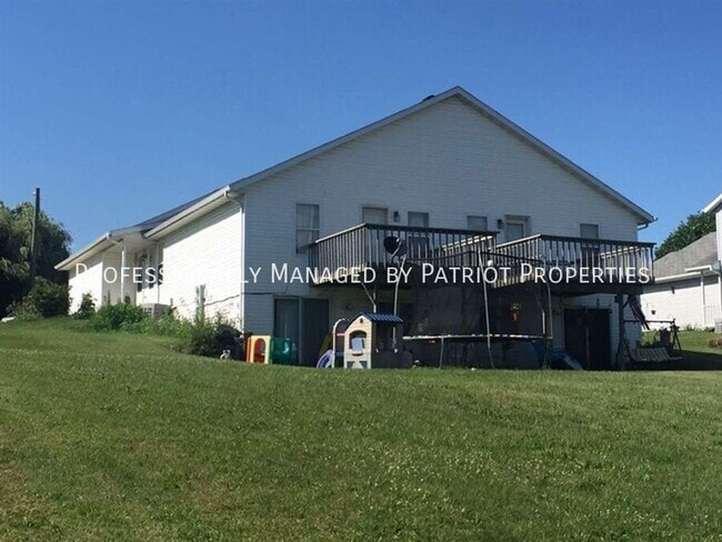 1601 Moline St in Stoughton, WI - Building Photo - Building Photo