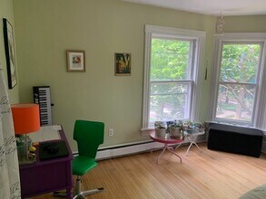 121 Comfort St in Rochester, NY - Building Photo - Building Photo