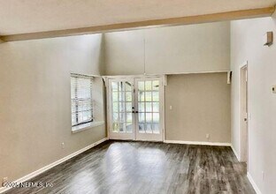 8038 Copperfield Cir S in Jacksonville, FL - Building Photo - Building Photo