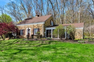 223 Lambertville Headquarters Rd in Stockton, NJ - Building Photo - Building Photo