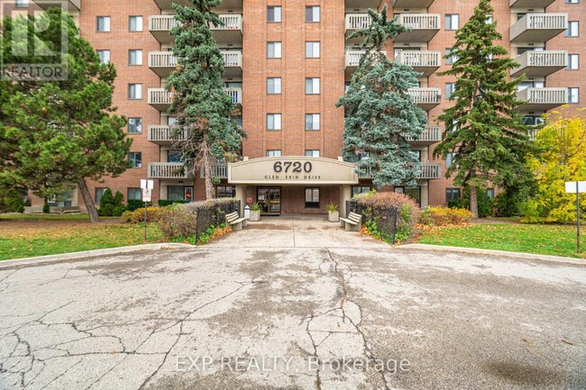 6720-6720 Glen Erin Dr in Mississauga, ON - Building Photo - Building Photo