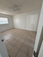 749 NW 3rd Ave in Fort Lauderdale, FL - Building Photo - Building Photo
