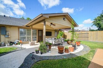 3442 Hombly Rd in Houston, TX - Building Photo - Building Photo