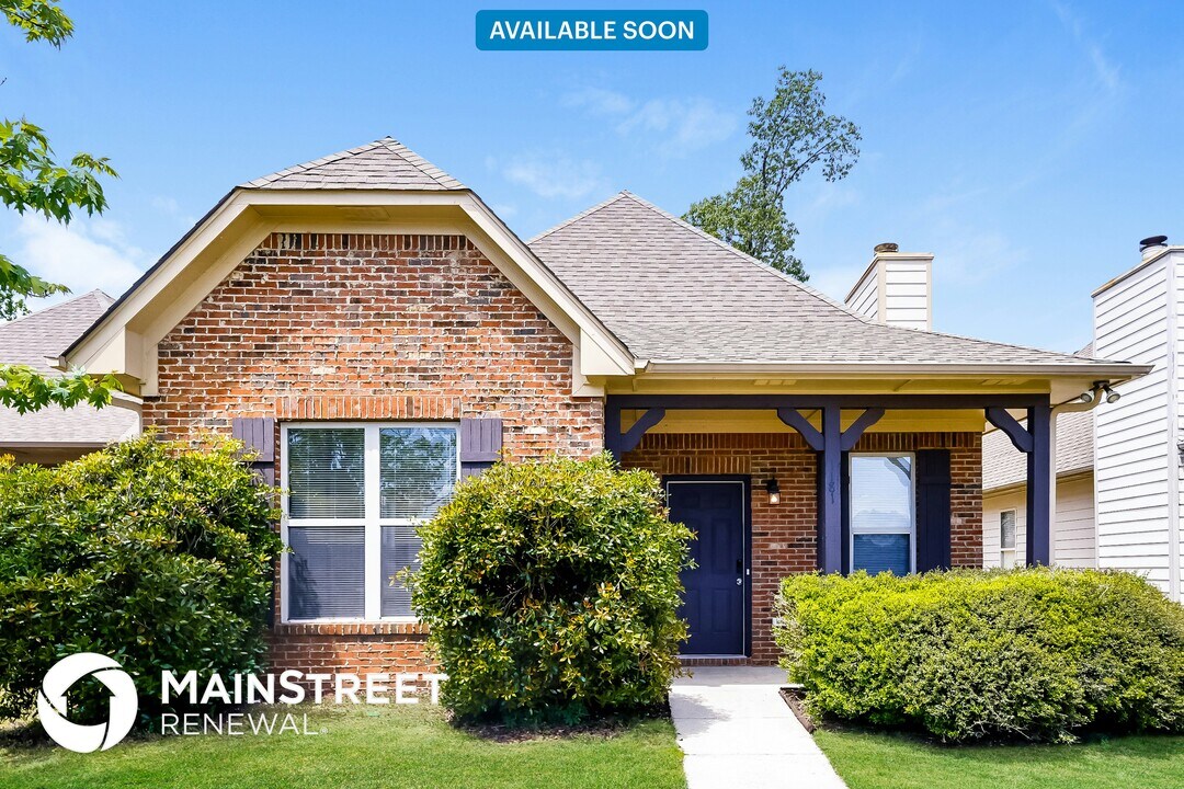 1181 Savannah Ln in Calera, AL - Building Photo