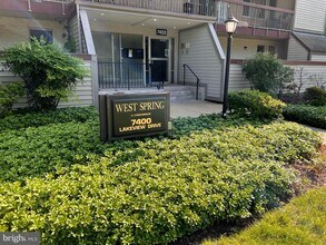 7400 Lakeview Dr in Bethesda, MD - Building Photo - Building Photo