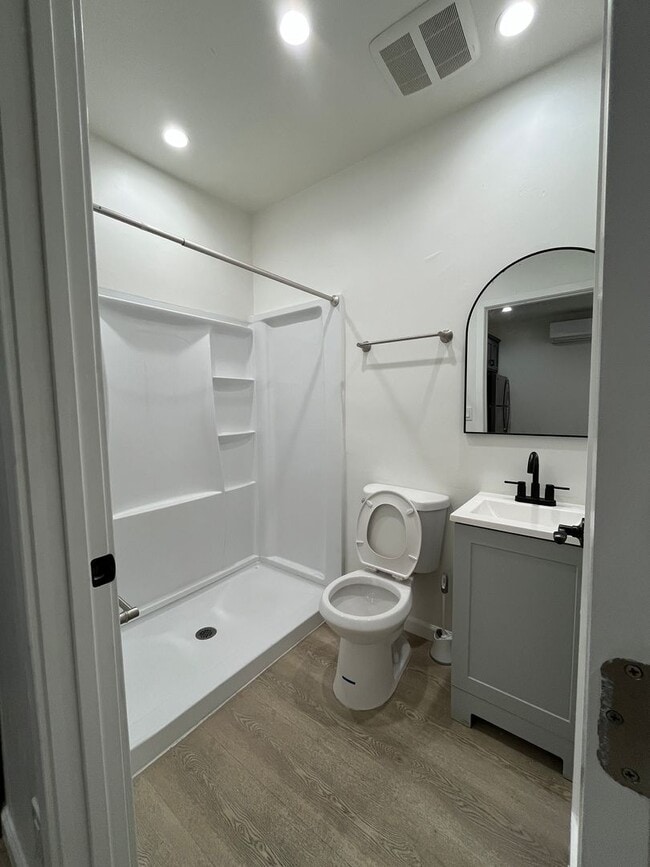 839 W 165th Pl in Gardena, CA - Building Photo - Building Photo