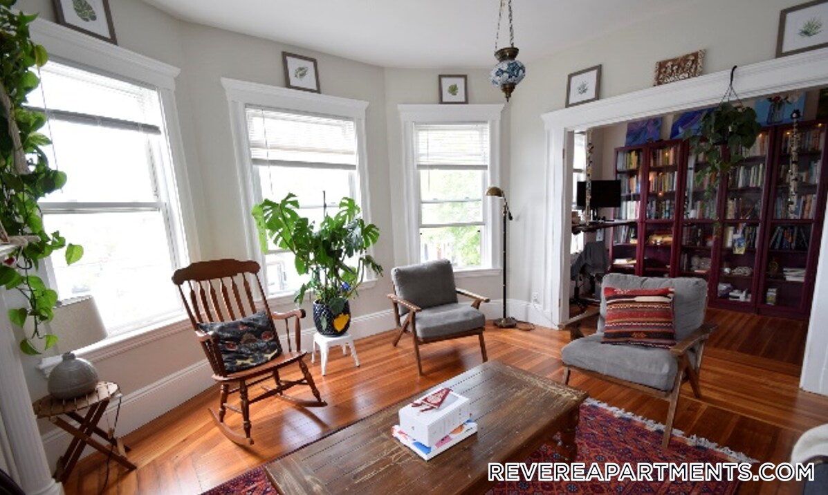 29 Page St in Revere, MA - Building Photo