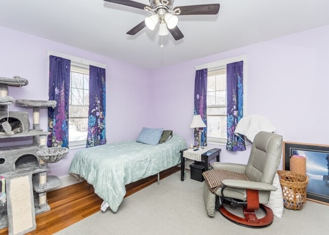 1093 Main St in Waltham, MA - Building Photo - Building Photo