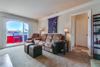 840 Turquoise St-Unit -Unit 104 in San Diego, CA - Building Photo - Building Photo