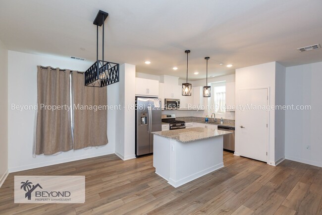 property at 5461 Seacliff Pl