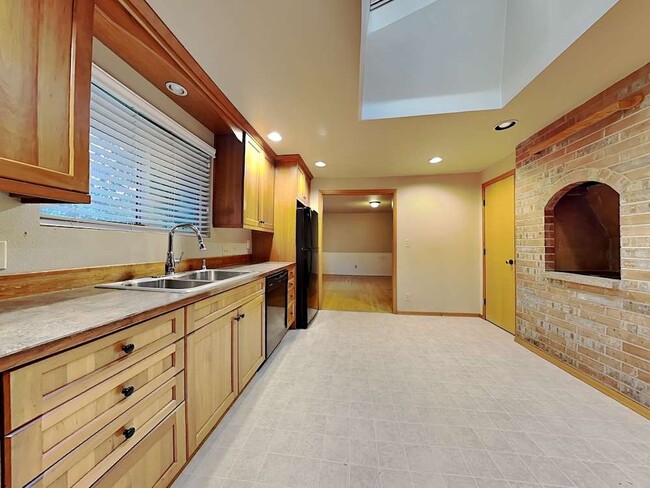 617 S 301st St in Federal Way, WA - Building Photo - Building Photo