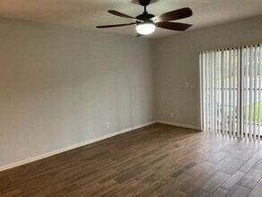 3710 N Pine Island Rd, Unit 119 in Sunrise, FL - Building Photo - Building Photo