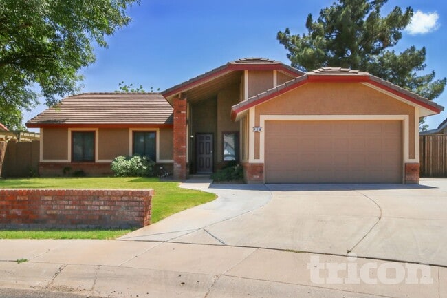 property at 413 E Merrill Ave