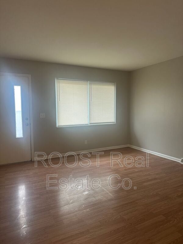 851-853-853 Byron Ave in Columbus, OH - Building Photo - Building Photo
